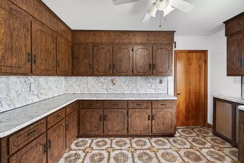 53 Sycamore, Everett, MA 02149 photo 9