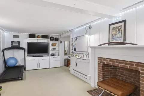 16 Pickwick Rd, Marblehead, MA 01945 photo 26