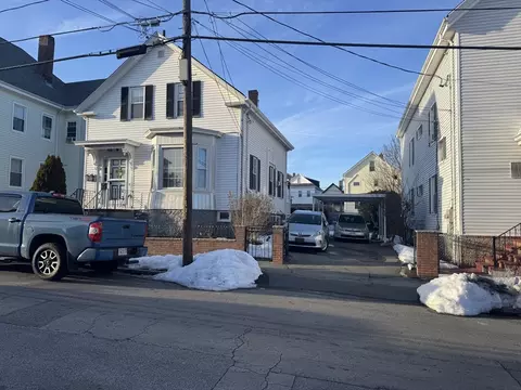 155 Washington St, New Bedford, MA 02740
