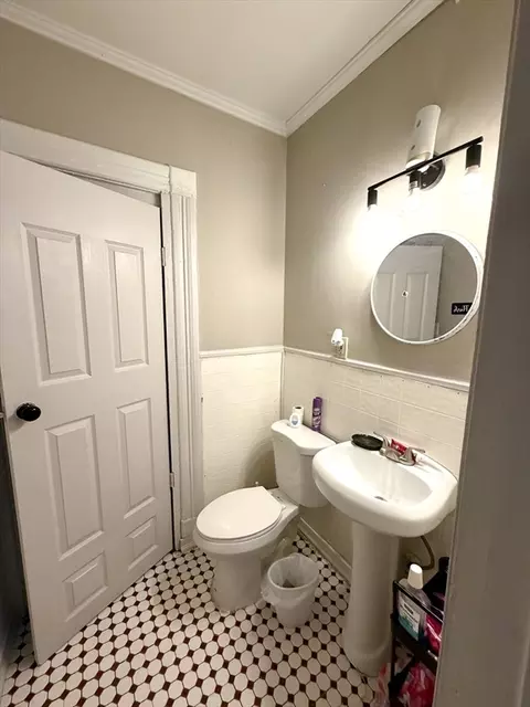 21 Merwin St, Springfield, MA 01107 photo 10