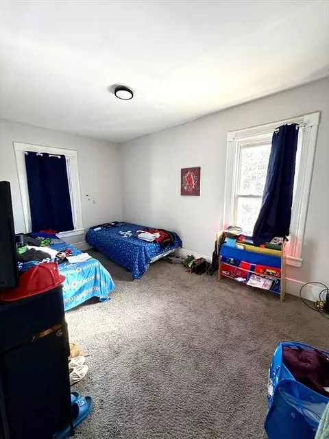 21 Merwin St, Springfield, MA 01107 photo 14