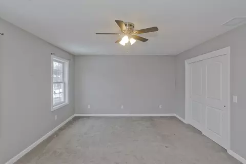 239 Gresham St, Springfield, MA 01119 photo 31