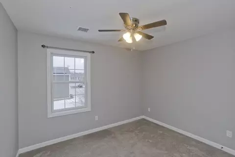 239 Gresham St, Springfield, MA 01119 photo 23
