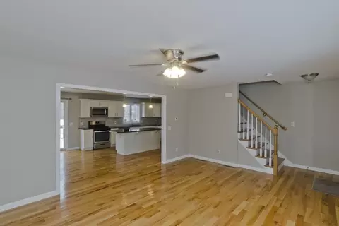 239 Gresham St, Springfield, MA 01119 photo 15