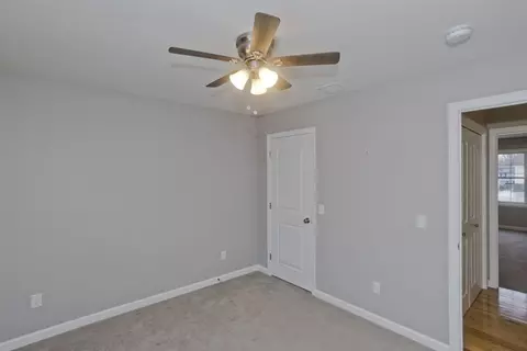 239 Gresham St, Springfield, MA 01119 photo 24