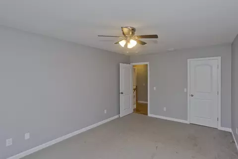 239 Gresham St, Springfield, MA 01119 photo 30