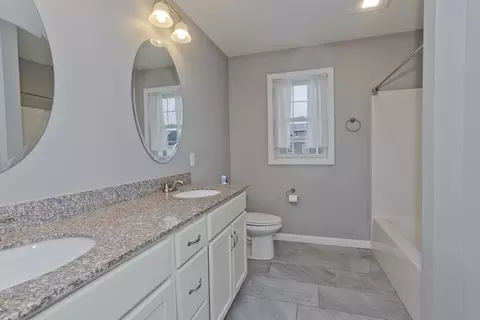 239 Gresham St, Springfield, MA 01119 photo 25