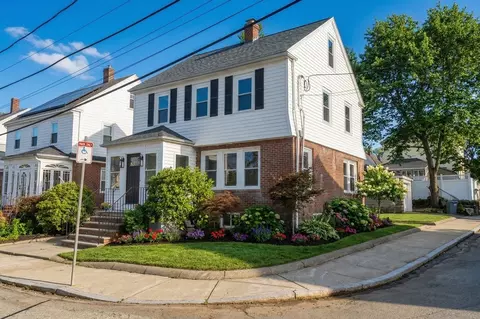 79 Huron Cir, Dorchester Center, MA 02124