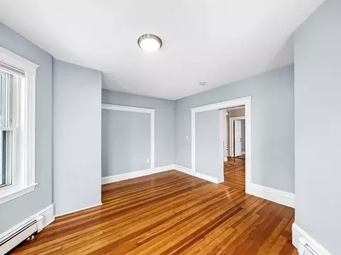 Living - 19 Moore St, Winthrop, MA 02152 photo 5 of 10