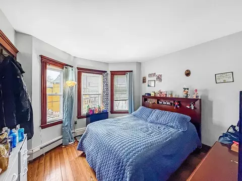 Bedroom - 19 Moore St, Winthrop, MA 02152 photo 5 of 7