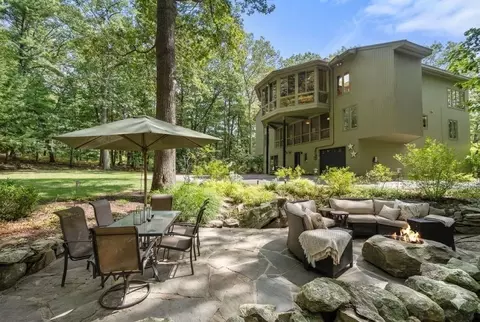 15 Wildwood Dr, Sherborn, MA 01770