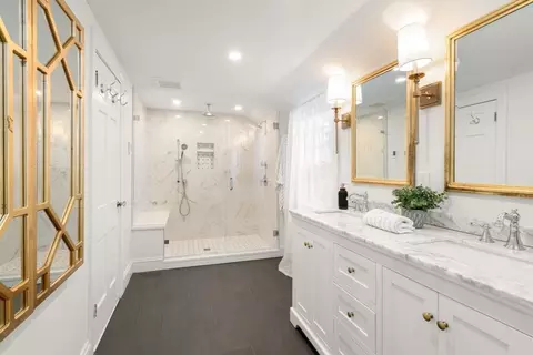 401 Clinton Rd, Brookline, MA 02445 photo 17
