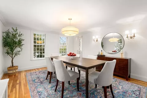401 Clinton Rd, Brookline, MA 02445 photo 4