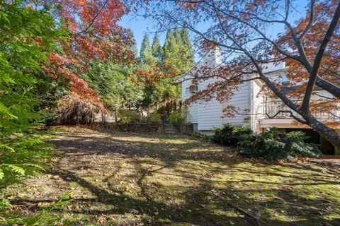 401 Clinton Rd, Brookline, MA 02445 photo 27