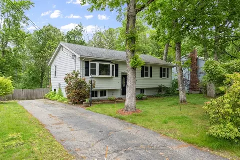 13 Karen Cir, Holliston, MA 01746