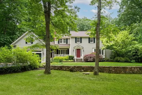41 Ivy Ln, Sherborn, MA 01770