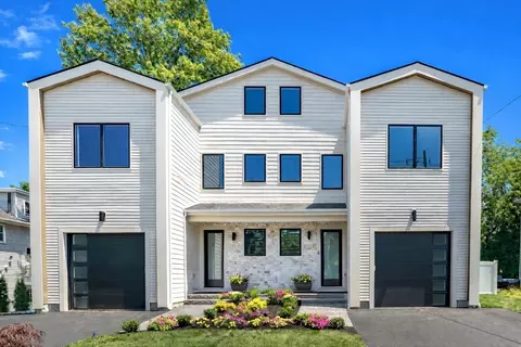 156 Langley Rd #156, Newton, MA 02459