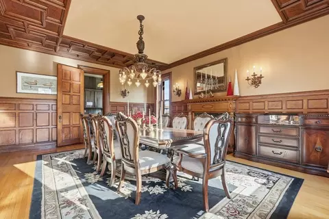 Dining - 270 Maple St, Springfield, MA 01105 photo 1 of 2
