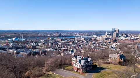 View/Area - 270 Maple St, Springfield, MA 01105 photo 2 of 2