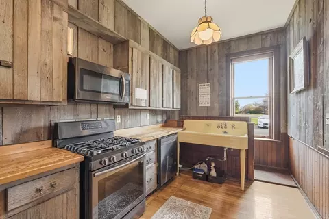Kitchen - 270 Maple St, Springfield, MA 01105 photo 1 of 2