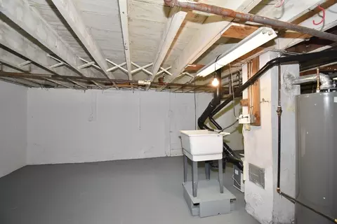 Other - 34 Castle St, Springfield, MA 01118 photo 8 of 10