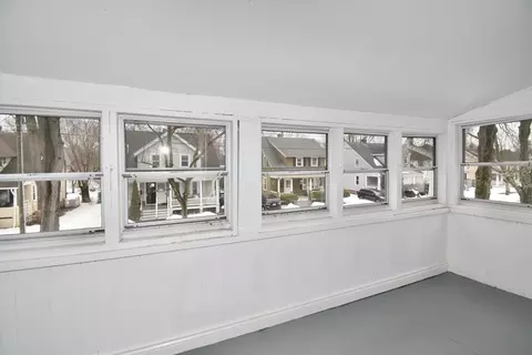 Exterior - 34 Castle St, Springfield, MA 01118 photo 4 of 7
