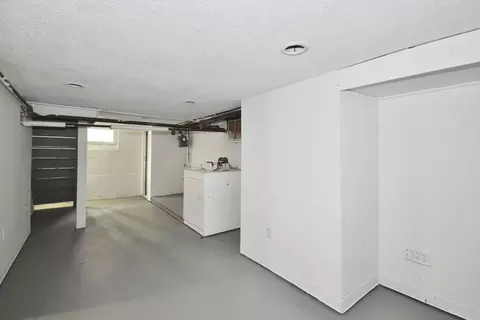 Other - 34 Castle St, Springfield, MA 01118 photo 7 of 10