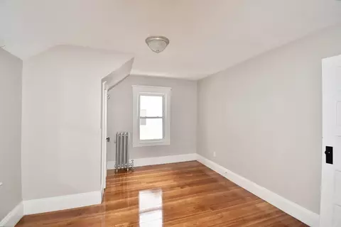 Bedroom - 34 Castle St, Springfield, MA 01118 photo 1 of 3