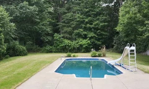 88 Senator St, Springfield, MA 01129 photo 36
