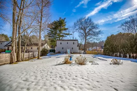 88 Senator St, Springfield, MA 01129 photo 31
