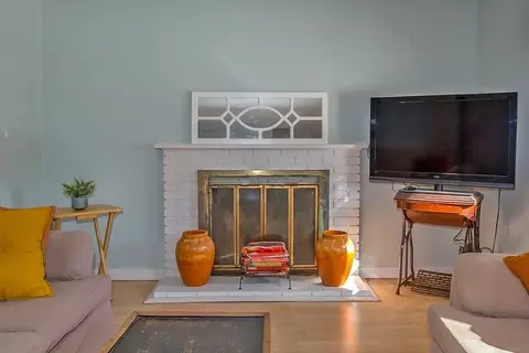 88 Senator St, Springfield, MA 01129 photo 14