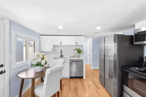 6 Wildwood Ave, Wareham, MA 02571 photo 5