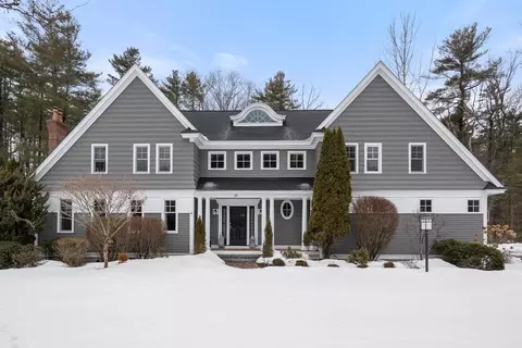 25 Plantation Cir, Sudbury, MA 01776