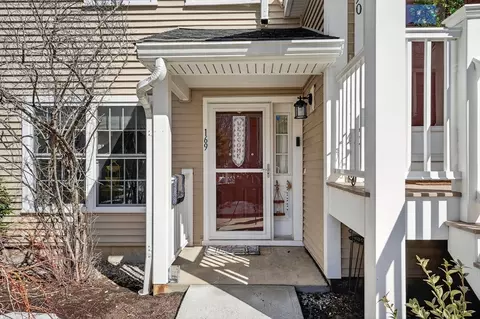 169 Tyson Common Ln #169, Braintree, MA 02184
