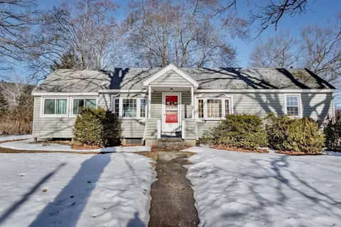 43 Northwest Rd, Westfield, MA 01085
