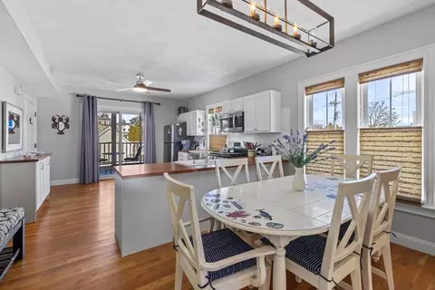 Dining - 41 Atlantic Ave #3, Marblehead, MA 01945 photo 3 of 3