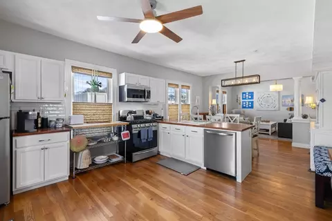 Kitchen - 41 Atlantic Ave #3, Marblehead, MA 01945 photo 1 of 3