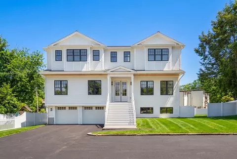 23 Harvard Cir, Needham, MA 02494 photo 2