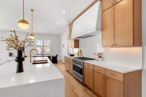 23 Harvard Cir, Needham, MA 02494 photo 7