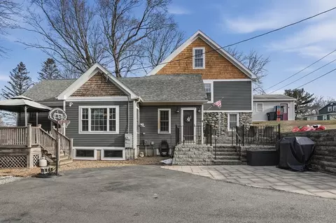 25 Upton St, Millbury, MA 01527