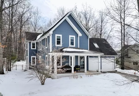 72 Emerson Way, Northampton, MA 01060