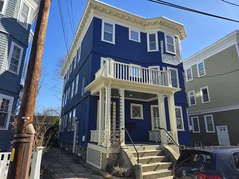 3 Warwick Park #2, Cambridge, MA 02140