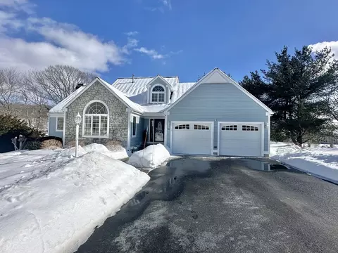 90 Orchard Hill Rd, Haverhill, MA 01835