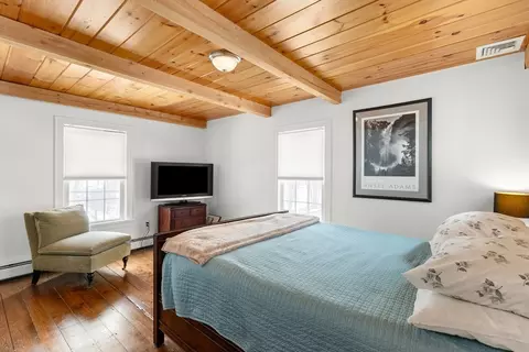 Bedroom - 52 Andover St, Georgetown, MA 01833 photo 3 of 4