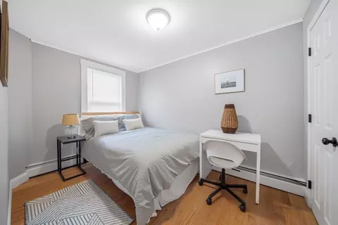 16 Mitchell St, Boston, MA 02127 photo 4