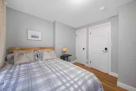 16 Mitchell St, Boston, MA 02127 photo 5