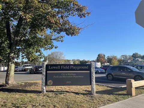 220 Grove St #1, Waltham, MA 02453