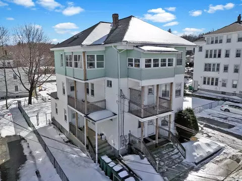 22-24 Beekman St, Fitchburg, MA 01420