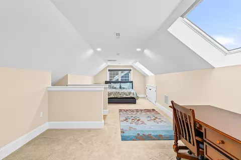 Bedroom - 50 Sterling Rd, Needham, MA 02492 photo 4 of 5