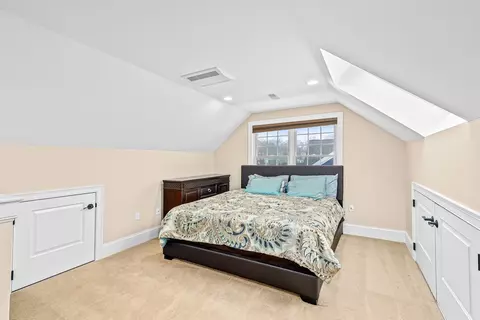 Bedroom - 50 Sterling Rd, Needham, MA 02492 photo 5 of 5